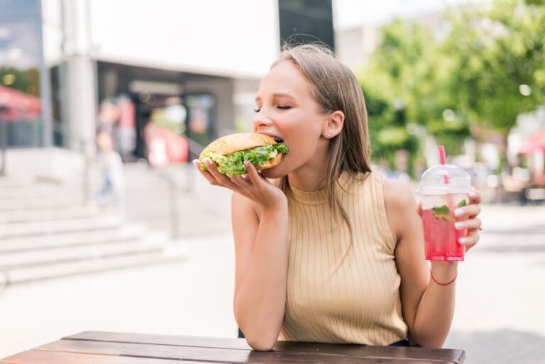 Fast food a zdrowa dieta - czy można to połączyć?